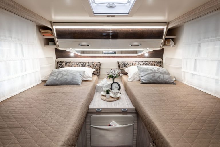 Elnagh_T-Loft_529_interior2