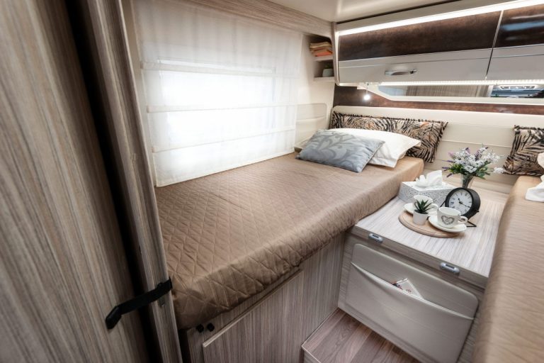 Elnagh_T-Loft_529_interior3